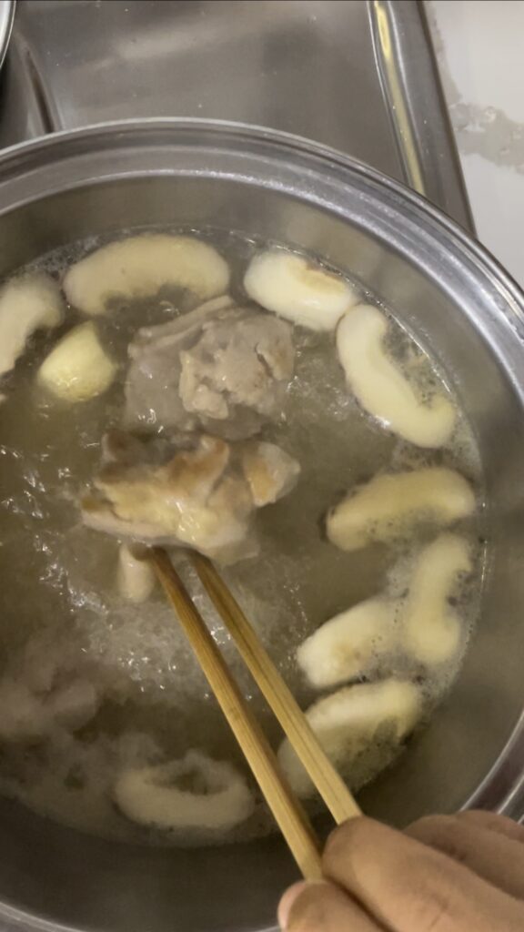 Chicken Soup, Chicken Noodles Soup, Chinese Recipe, Chicken Soup Recipe, Asian Recipe, Recipe for the cold