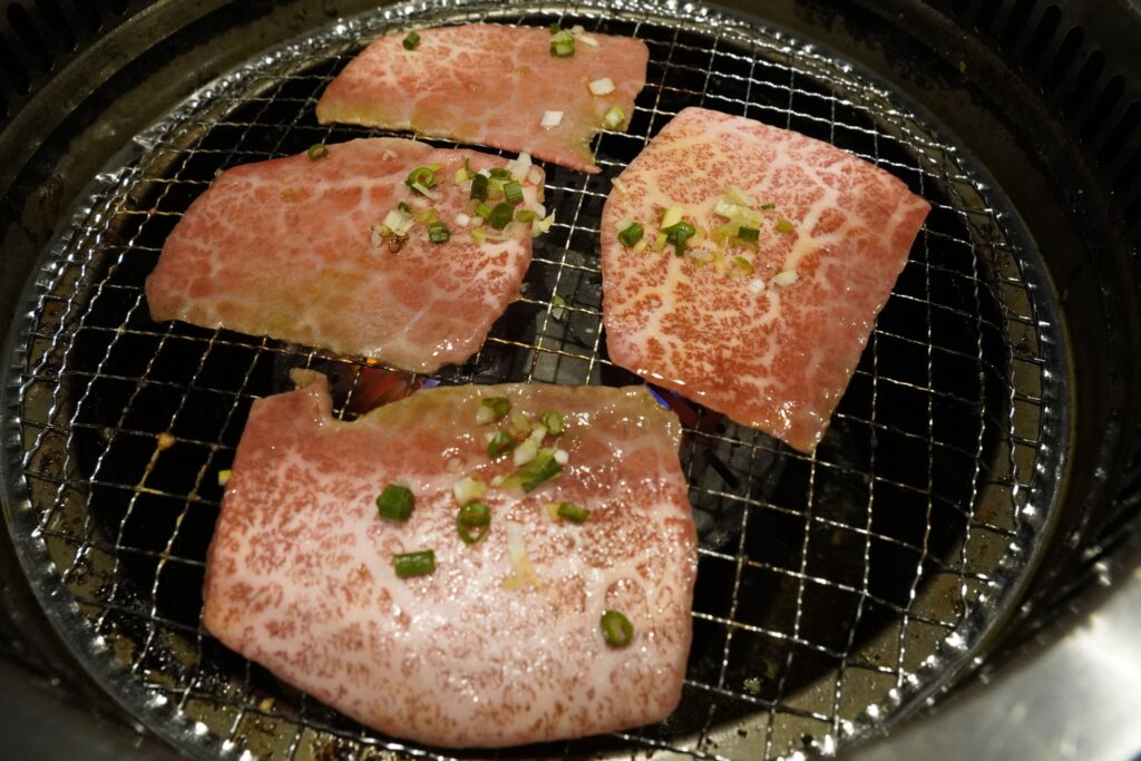 grilling A5 wagyu from Hinomaru